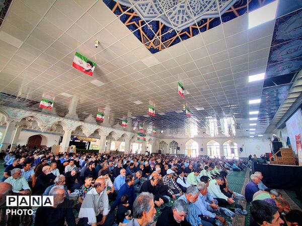 نماز عبادی سیاسی جمعه در شهرستان کاشمر 
