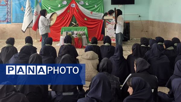 جشن باشکوه پیروزی انقلاب در مدارس مروست