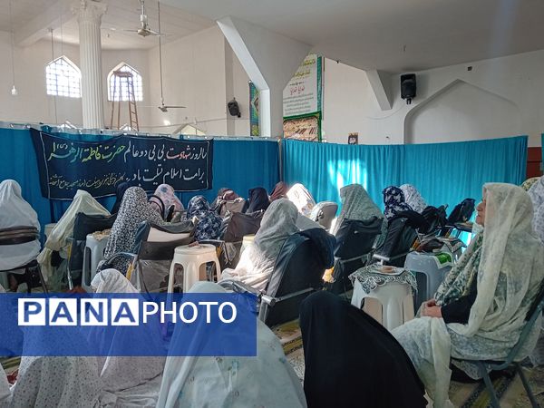 حضور دانش‌آموزان دبیرستان فاطمه الزهرا(س) و کوثر در نماز جمعه