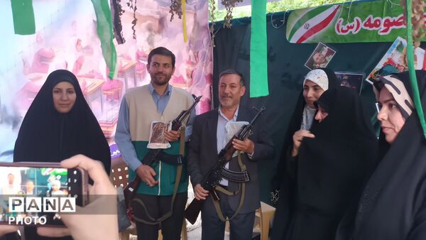 جشن عید غدیر با موکب بزرگ مردمی