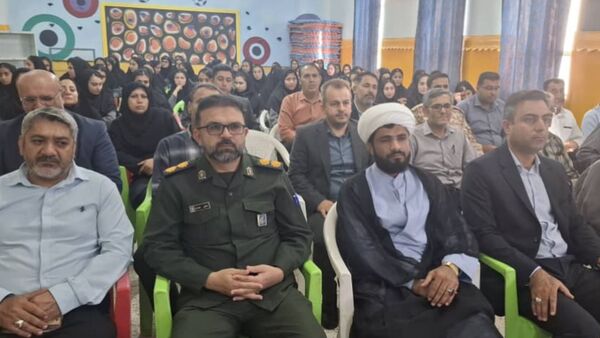 جشن آغاز سال تحصیلی و گرامیداشت هفته دفاع مقدس در دبستان زهرای اطهر