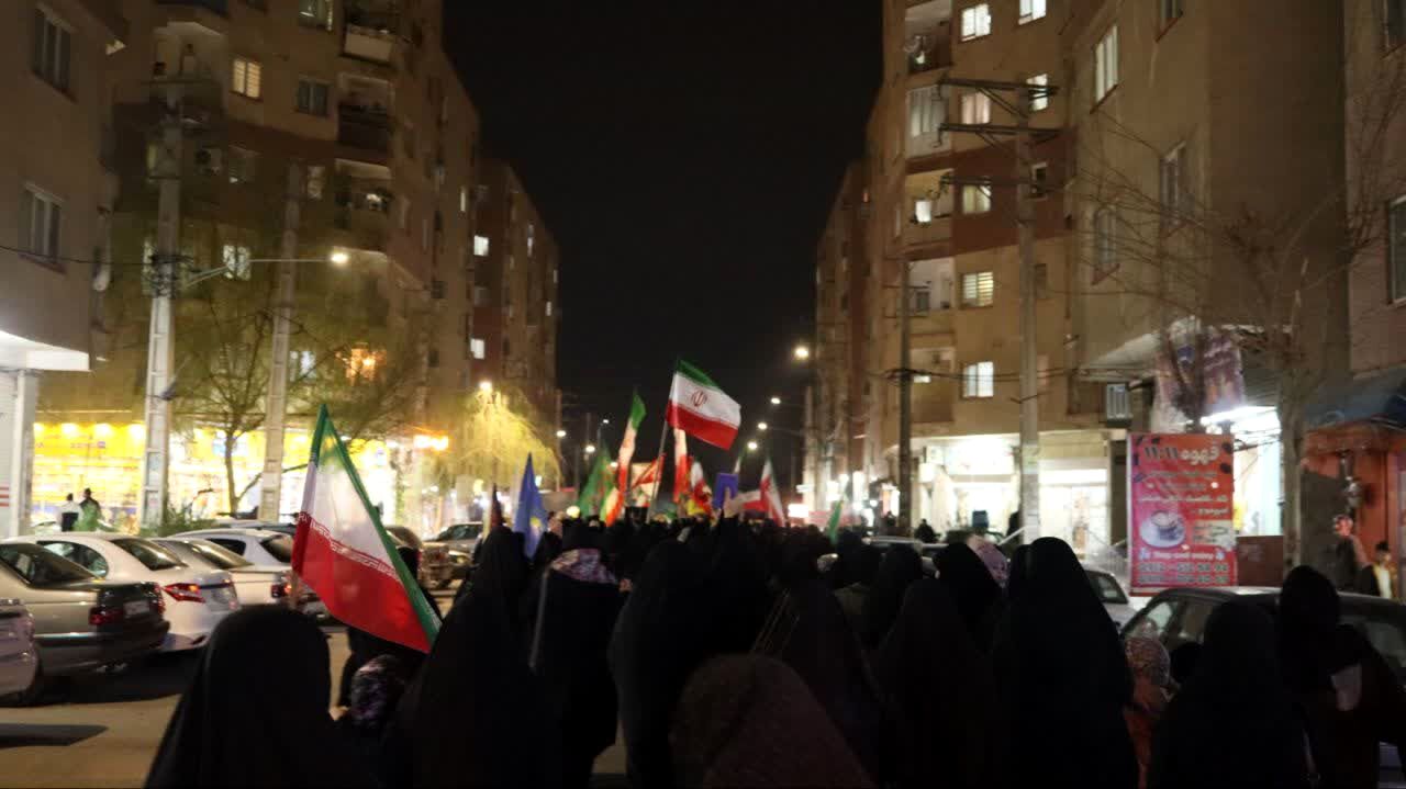 بیعت با رهبر سوم ایران قهرمان در شب بیست و یکم ماه مبارک رمضان