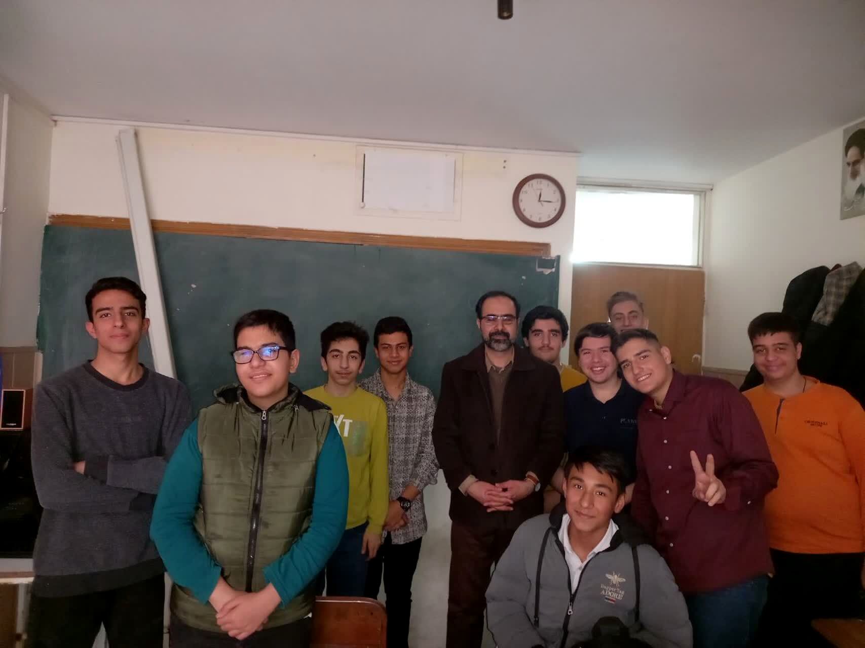 گفت‌وگو با فرید طبیبی‌پور، معلمی از جنس عشق و معرفت