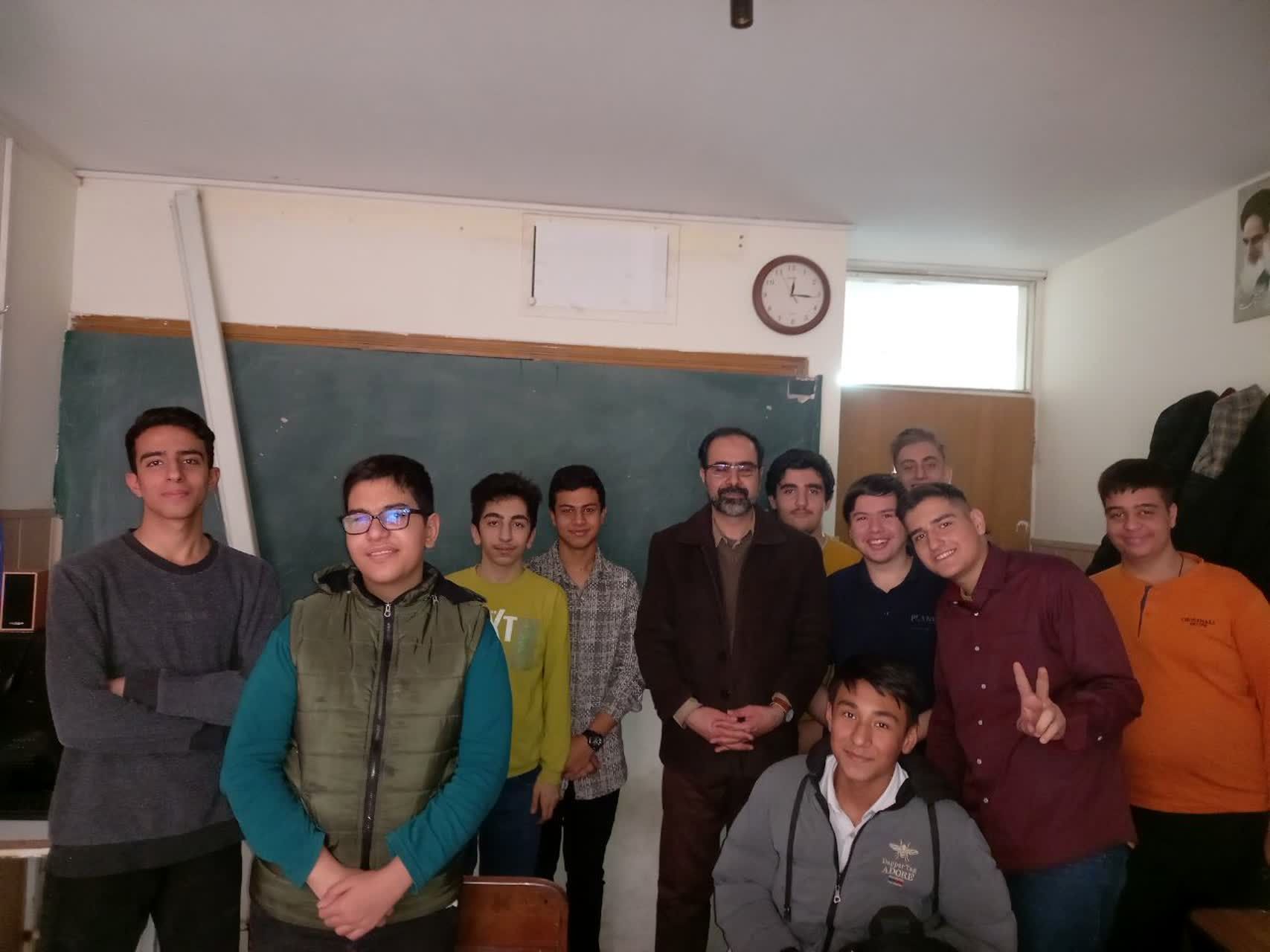 گفت‌وگو با فرید طبیبی‌پور، معلمی از جنس عشق و معرفت