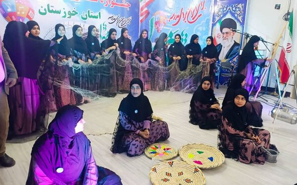 برگزاری چهل‌وسومین جشنواره فرهنگی‌هنری فردا در حمیدیه