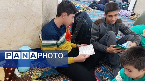 محفل انس با قرآن کریم معتکفین مسجد جامع نیشابور