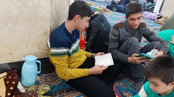 محفل انس با قرآن کریم معتکفین مسجد جامع نیشابور