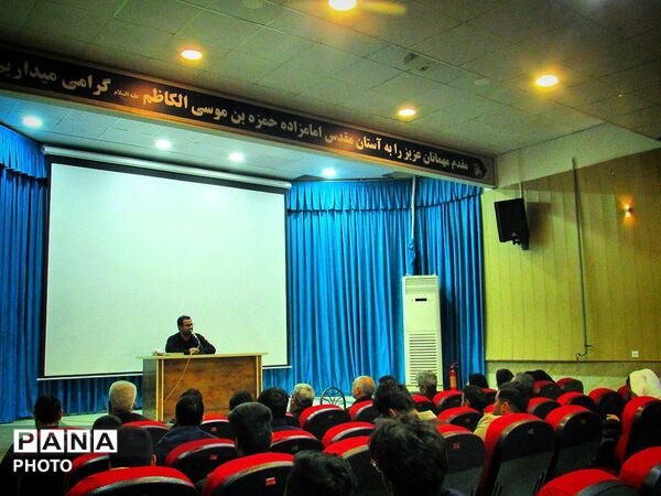 نشست خبری فرمانده ناحیه مقاومت بسیج کاشمر با اصحاب رسانه