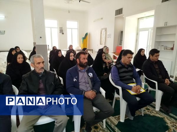 کارگاه توانمندسازی والدین در کاشمر