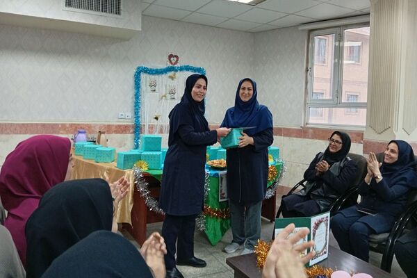 مدارس شهرستان قدس زیر چادر بانوی دو عالم در جشن ولادت حضرت زهرا(س)