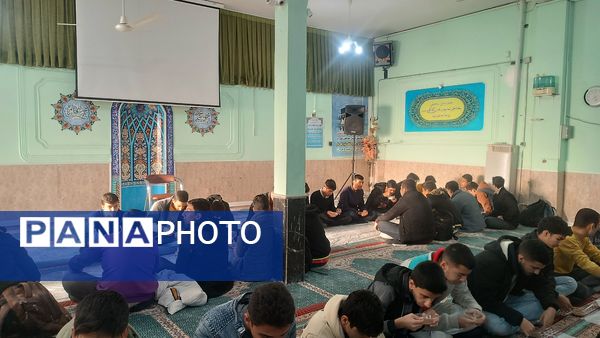 برگزاری زیارت عاشورا در دبیرستان شاهد ابوذر غفاری نیشابور در  اولین هفته  آذر ماه 