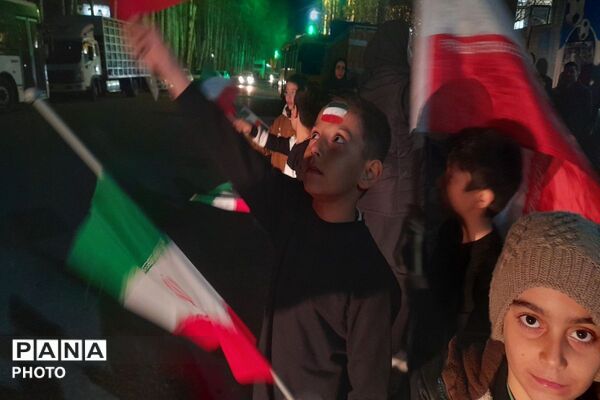  اجتماع باشکوه دانش‌آموزان پیشوا در میثاق با آرمان‌های رهبر شهید