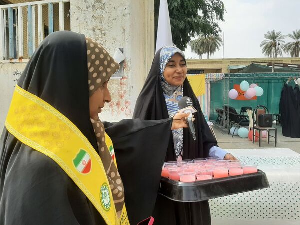 موکب سازمان دانش‌آموزی میناب در میلاد پیامبراکرم(ص)