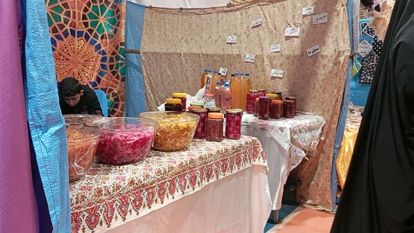 نمایشگاه «اقتصاد مقاومتی» شهرستان بن 