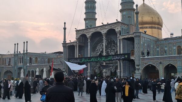 مراسم عزاداری شام شهادت امام هادی(ع) در حرم بانوی کرامت 