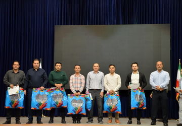 پایان رقابت‌های ورزشی فرهنگیان با تجلیل از برترین‌ها در منطقه۱۵ 