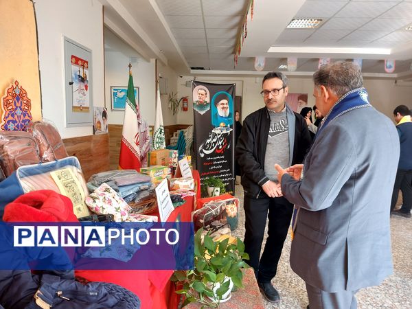 مشق همدلی در آموزش و پرورش ناحیه۶ مشهد 