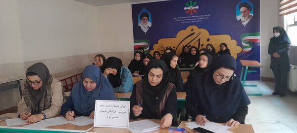 برگزاری جشنواره تدریس همیار معلم در دبیرستان فرزانگان استعداد درخشان ملارد