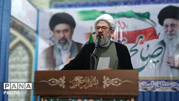نماز جمعه در شهرستان بن