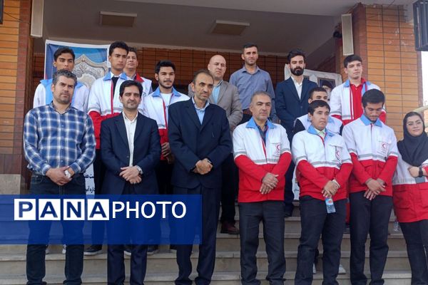 مراسم پدافند غیرعامل در دبیرستان بشارت بهارستان‌دو 