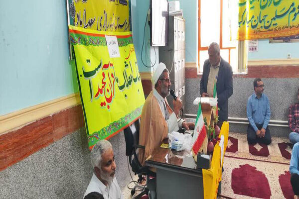 محفل انس با قرآن کریم در مدرسه نمونه رازی منطقه سعدآباد