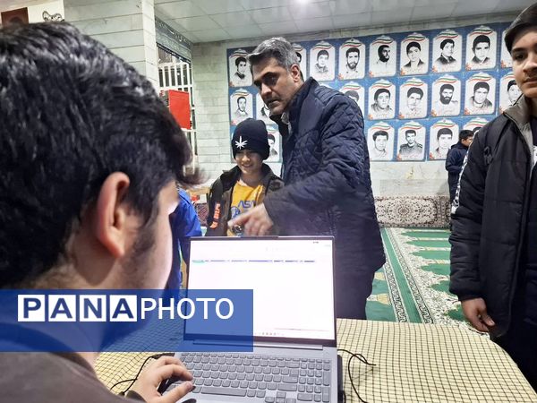 برگزاری مراسم اعتکاف توسط دانش‌آموزان معتکف شهرستان اسلامشهر