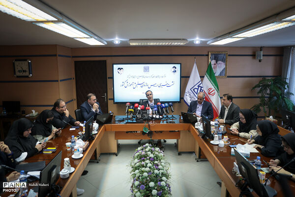 نشست خبری رئیس سازمان سنجش آموزش کشور