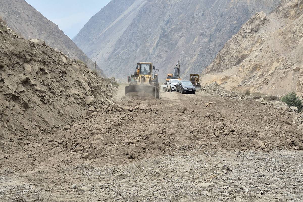 جاده موقت و جایگزین کیلومتر ۱ دوآب به بلده به زودی آماده خواهد شد