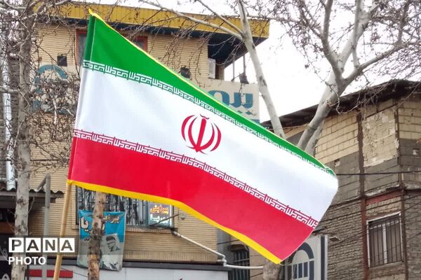 بیعت با سومین امام انقلاب در رودهن 