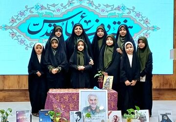 گرامیداشت هفته دفاع مقدس در شهرستان رزن
