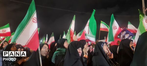 موکب‌های مردمی در راهپیمایی‌های اقتدار قم