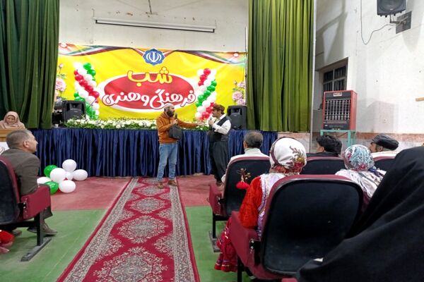 برگزاری مراسم شب فرهنگی و هنری در فاروج