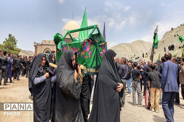 آیین باشکوه عزاداری امام حسین علیه السلام در روز عاشورای حسینی-۱