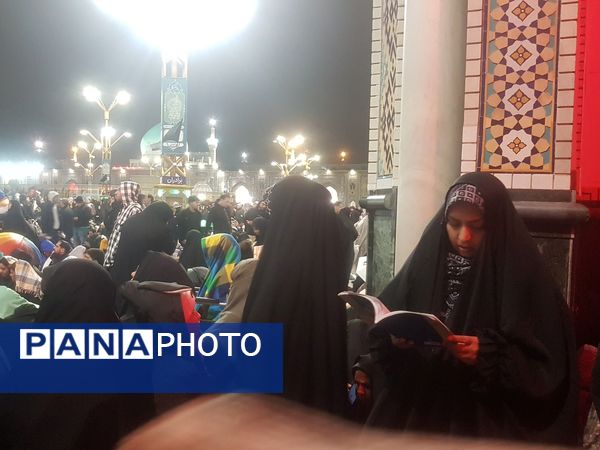 حرم مطهر رضوی میزبان  سوگواران درآخرین شب قدر