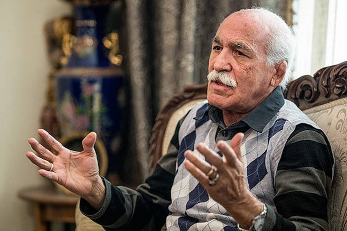 انتقام خون دانش‌آموزان مظلوم را با موشک می‌گیریم