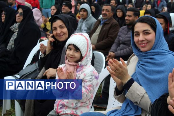 همایش پیاده‌روی خانوادگی در گلوگاه 