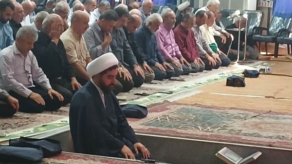اقامه نماز جمعه همزمان با روز خبرنگار