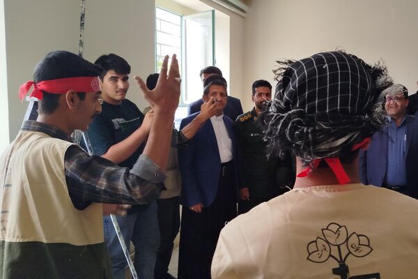 بازدید مسئولان از مدارس نوسازی‌شده لردگان در طرح ملی شهید عجمیان 