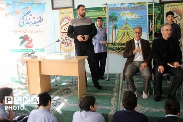 طنین «لبیک یا الله» در جشن تکلیف دبیرستان شاهد سالار شهیدان