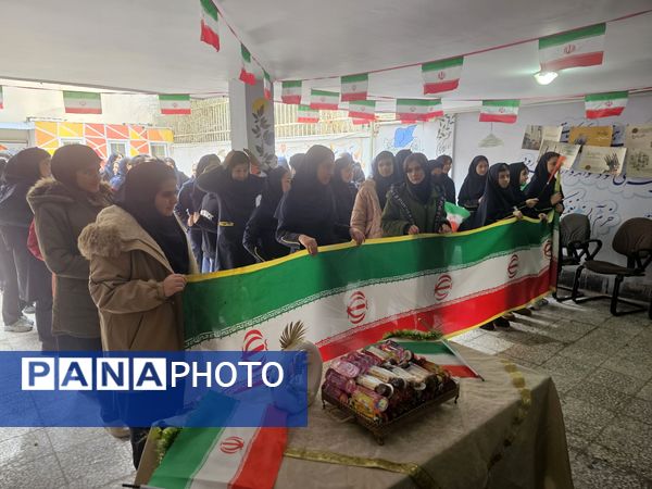 طنین زنگ انقلاب در مدارس شهرستان شهریار 