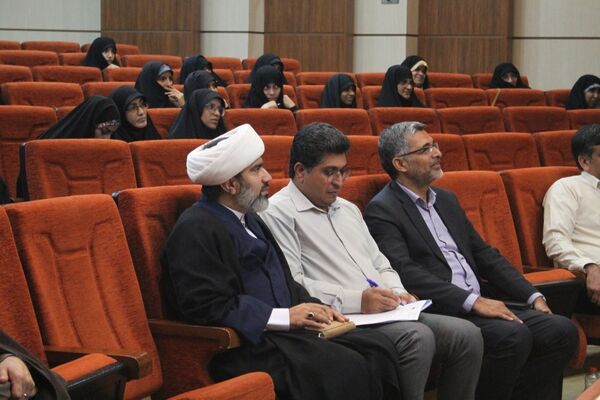دوره توانمندسازی طلاب و روحانیون در بندرعباس