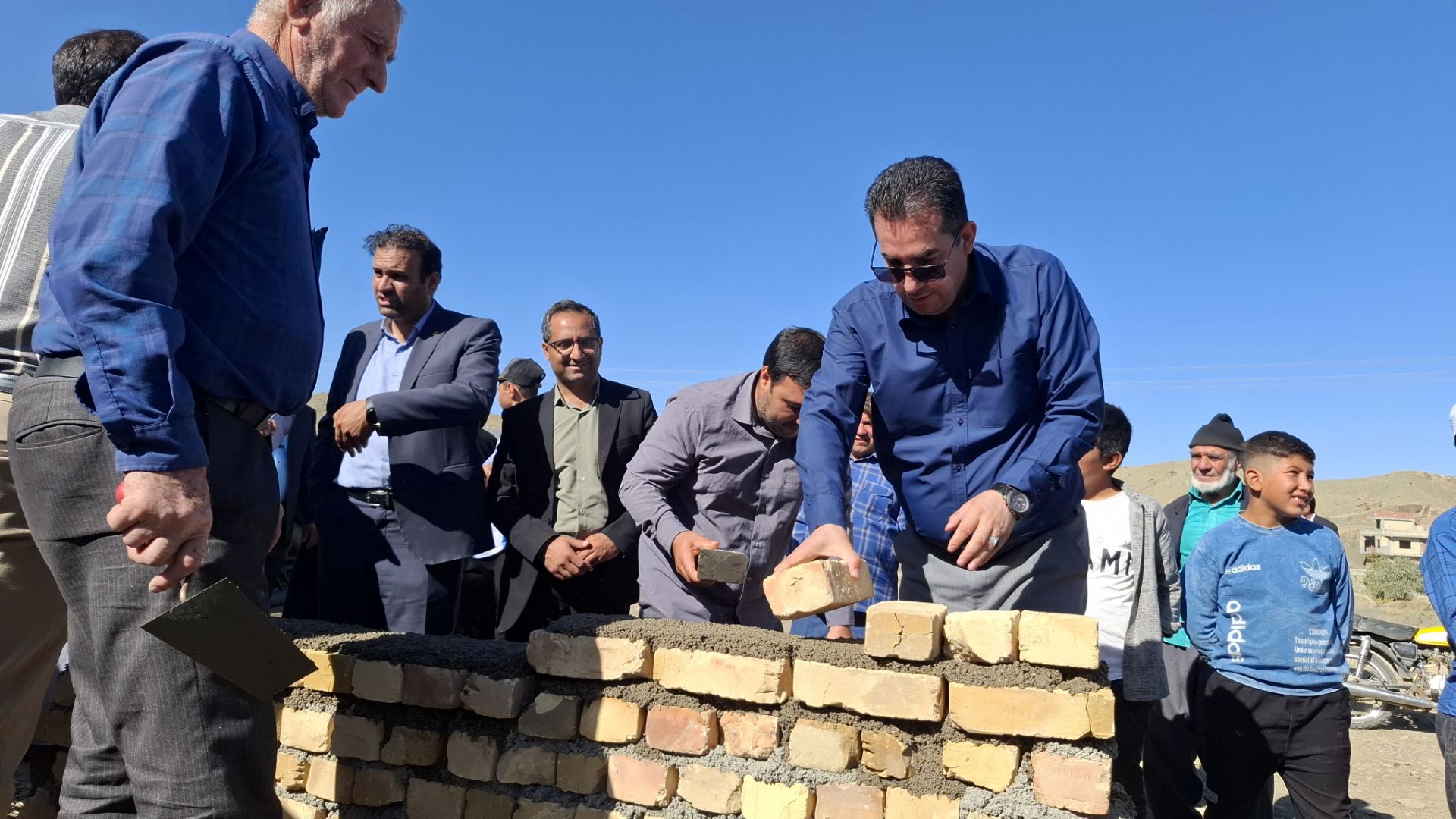 برگزاری آیین خشت گزاری طرح مدرسه اولیا 