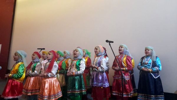 جشنواره فرهنگی هنری در بخش آوایی، تک نوازی، سرود و نقالی در ناحیه 7 مشهد