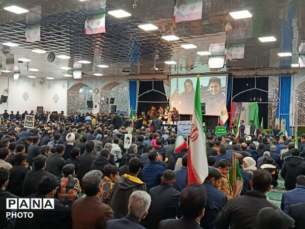 ویژه برنامه « در حضور لاله ها»