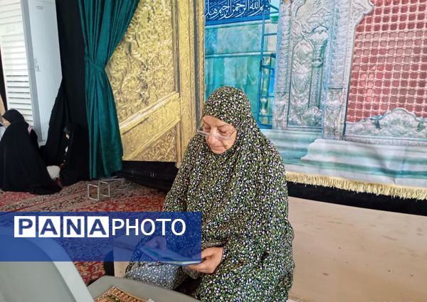 نماز جمعه کاشمر با حضور پرشور مردم برگزار شد