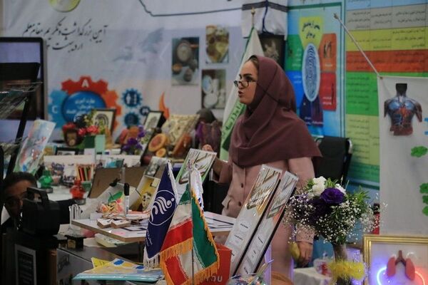 مراسم معلم سرآمد ۱۴۰۳ شهرستان‌های استان تهران و گرامیداشت مقام معلم در ایوان ری