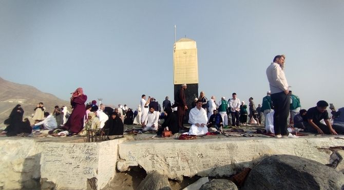 بازدید دانش‌آموزان از زیارت دوره مکه و تجربه معنوی غار حرا