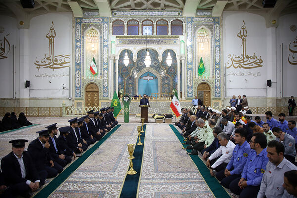 آیین سیاهپوشی حرم حضرت معصومه(س) در آستانه ماه عزاداری سیدالشهدا(ع)