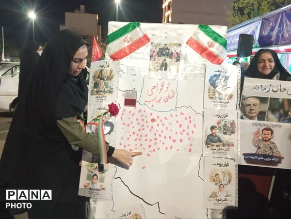 اثر انگشت هایی که تابلو خونخواهی شهیدان  را کامل کردند 