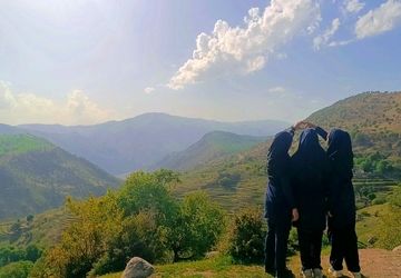 بازدید از کاروانسرا قدیمی روستای شلیل